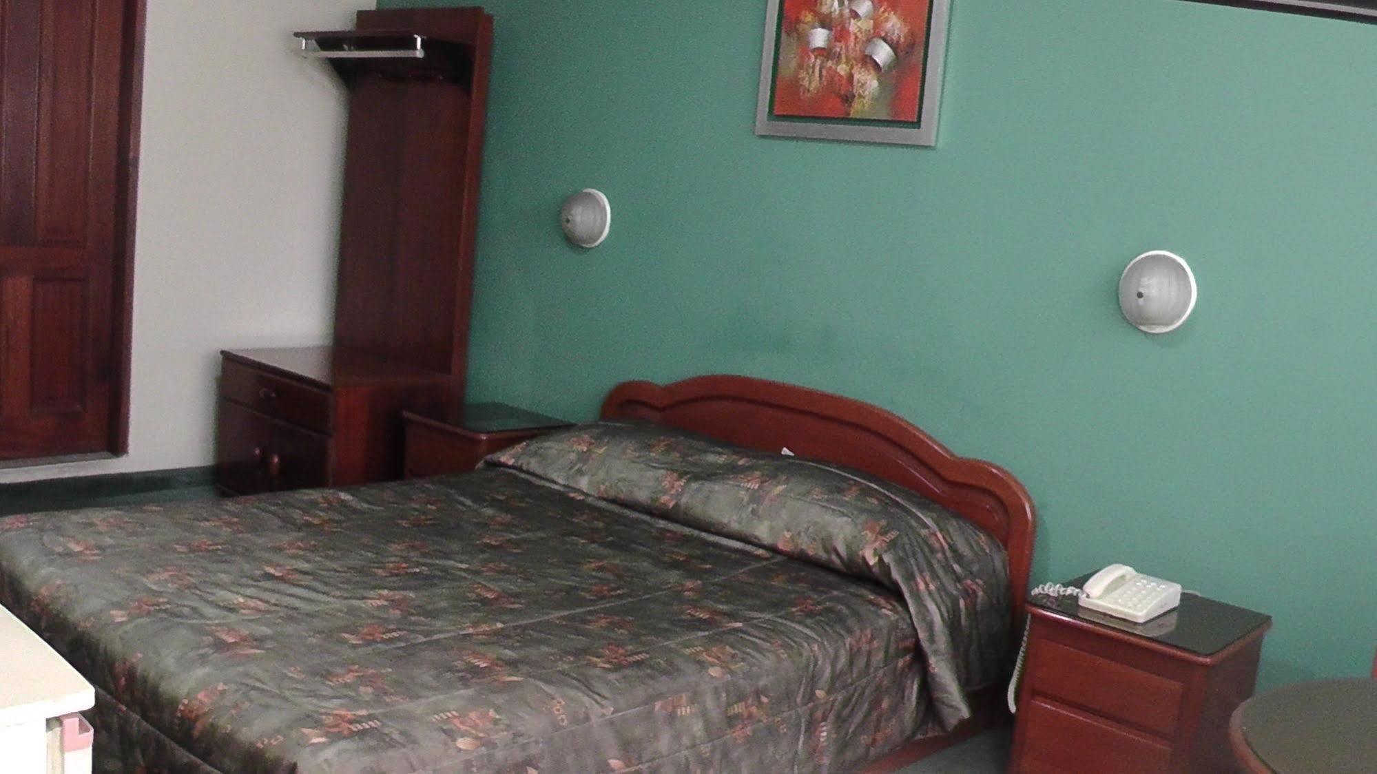 Hotel La Molina Лима Екстериор снимка